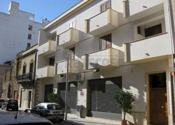 Veduta esterna.jpg - Locale Commerciale Mazara del Vallo - foto 2