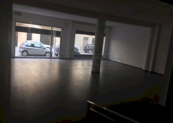 PHOTO-2019-10-15-15-46-16.jpg - Locale Commerciale Mazara del Vallo - foto 19