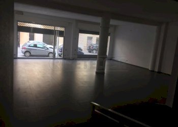 PHOTO-2019-10-15-15-46-17.jpg - Locale Commerciale Mazara del Vallo - foto 13