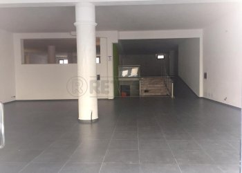 PHOTO-2019-10-15-15-46-18a.jpg - Locale Commerciale Mazara del Vallo - foto 3