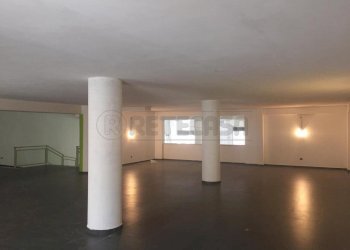 PHOTO-2019-10-15-15-46-21.jpg - Locale Commerciale Mazara del Vallo - foto 15