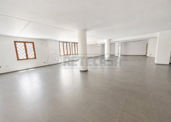 new 2 - Commercial Premises Mazara del Vallo - photo 10