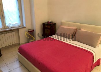 camera da letto - Two-room apartment Via Aniello Falcone, Napoli (neighborhood Vomero) - photo 3