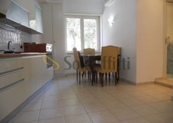 cucina - Two-room apartment Via Aniello Falcone, Napoli (neighborhood Vomero) - photo 7