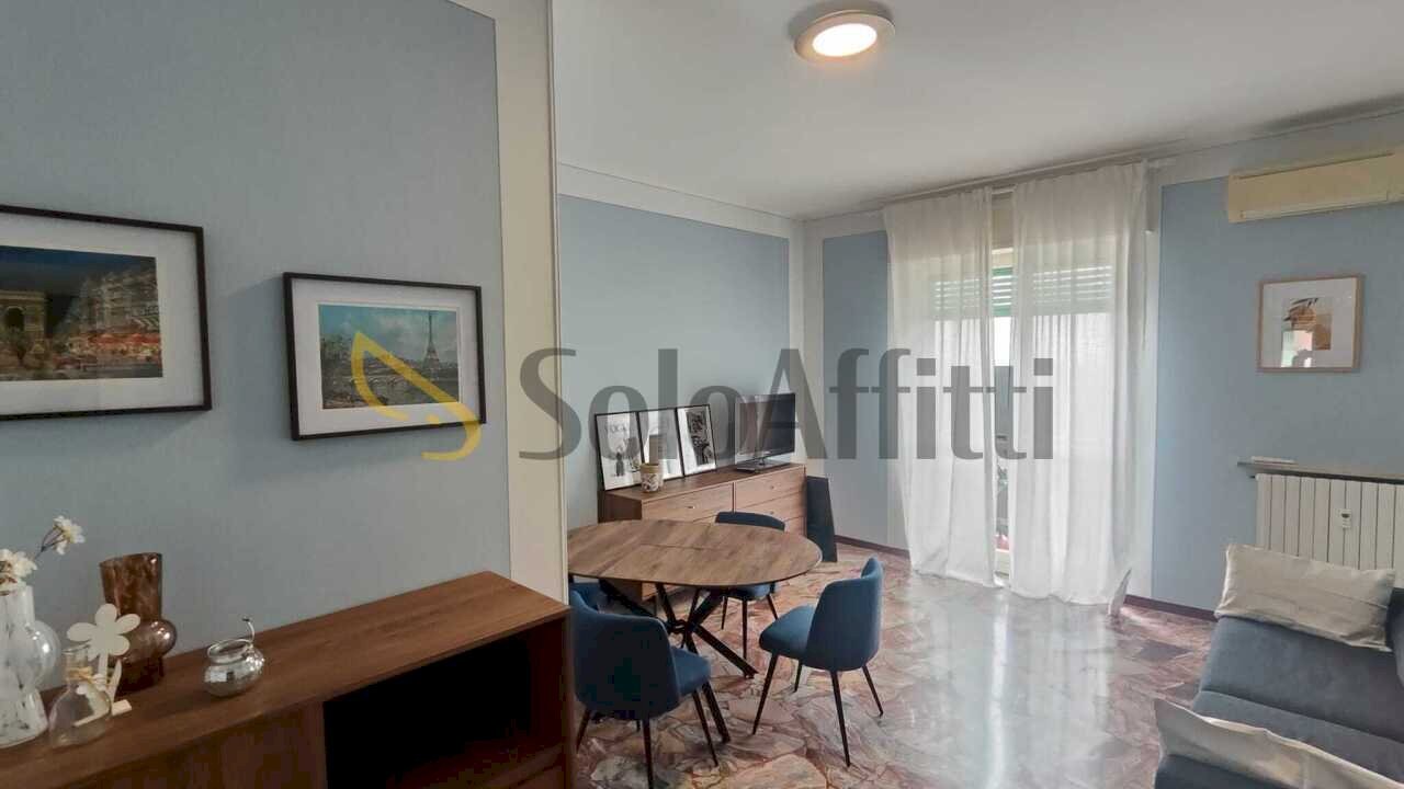 SOGGIORNO - Three-room apartment Via Eredi Farina 1, Pavia - photo 1