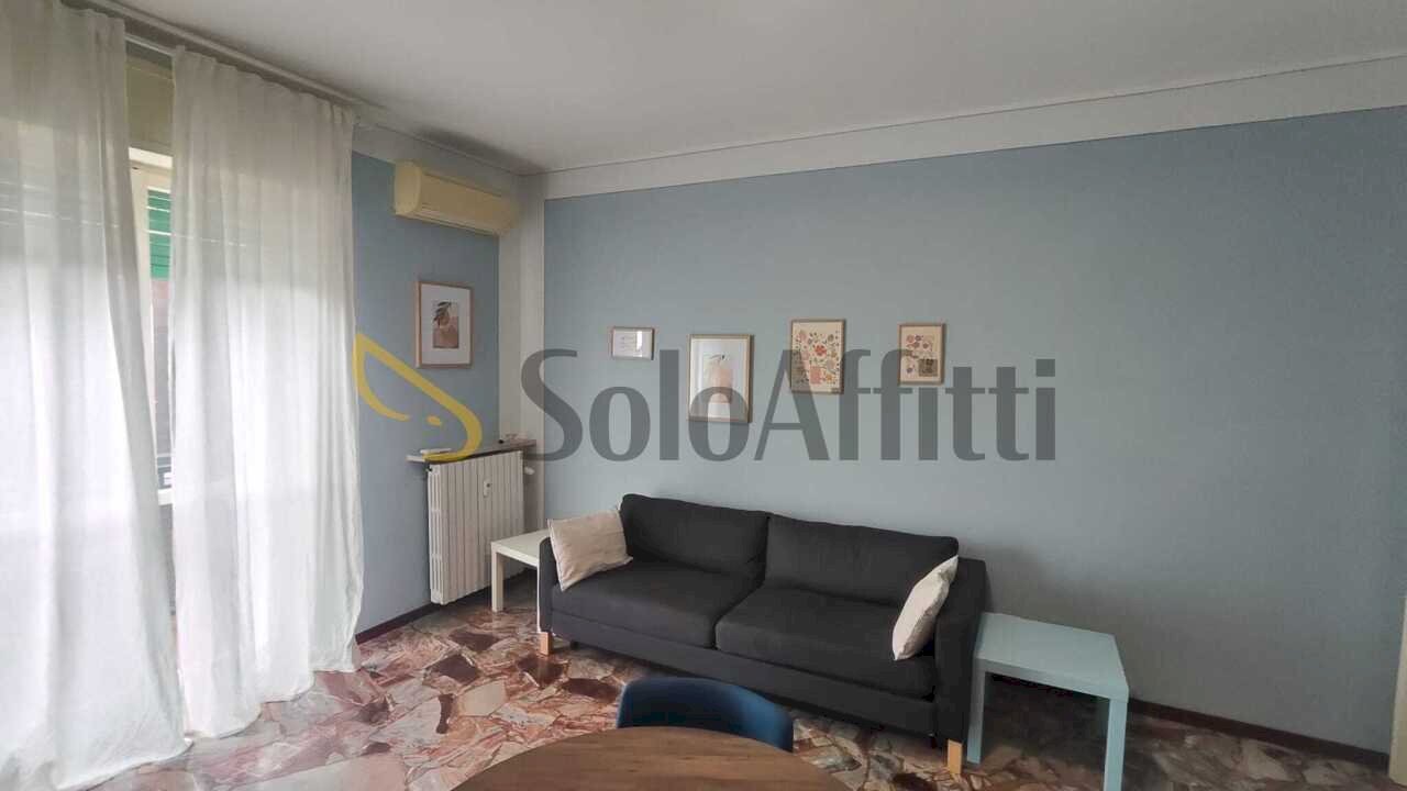 SOGGIORNO - Three-room apartment Via Eredi Farina 1, Pavia - photo 2