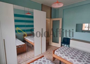 CAMERA 1 - Appartamento Via Eredi Farina 1, Pavia - foto 8