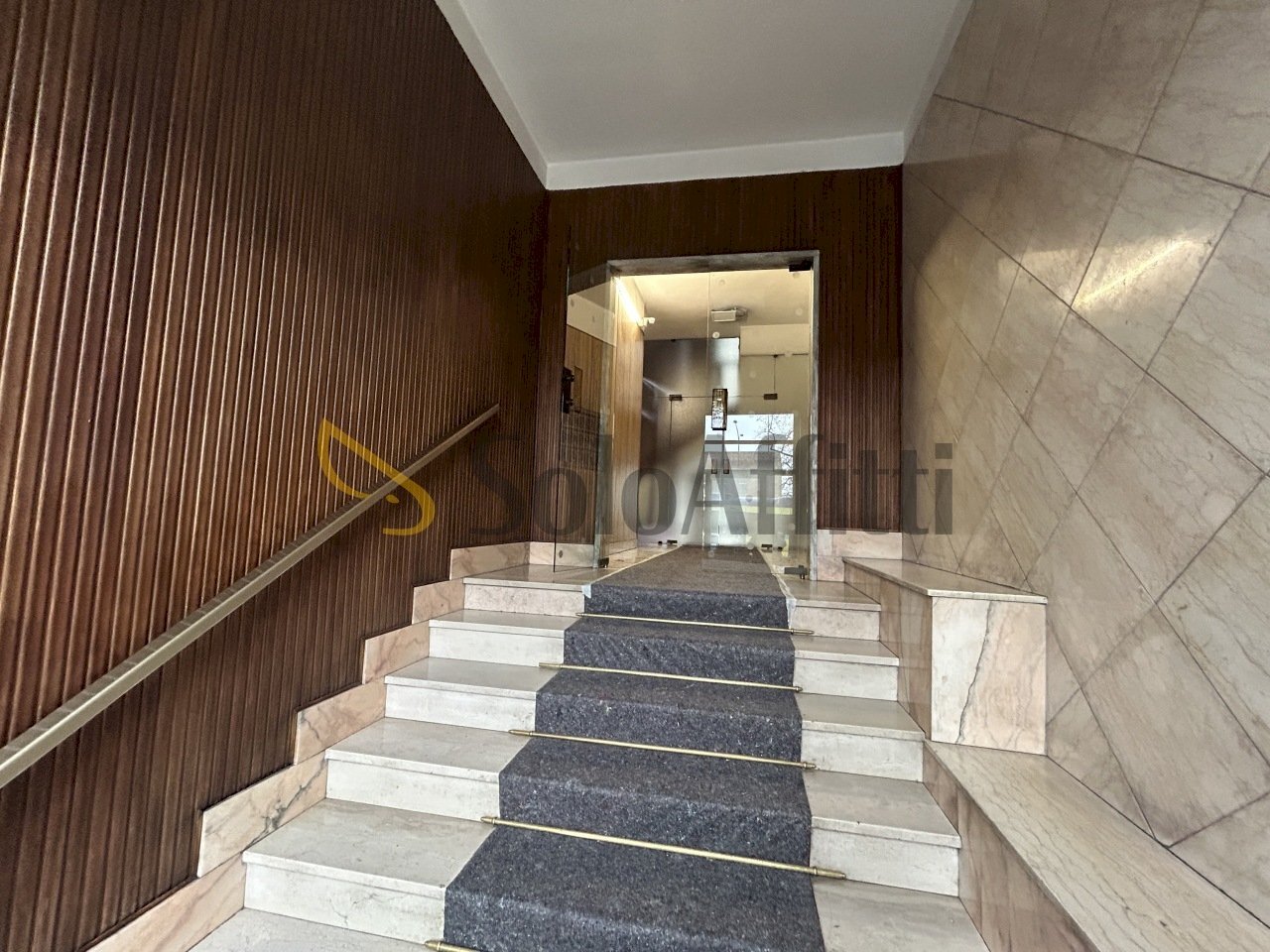 androne.JPG - Bilocale Corso Eusebio Giambone 1, Torino - foto 1