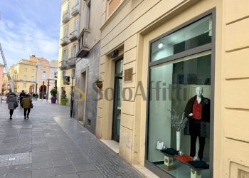 IMG_8267.jpg - Locale Commerciale Via Pretoria 117, Potenza - foto 3