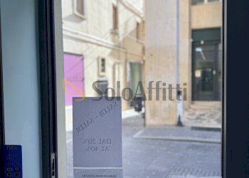 IMG_8250.jpg - Locale Commerciale Via Pretoria 117, Potenza - foto 12