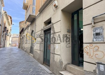 IMG_8261.jpg - Locale Commerciale Via Pretoria 117, Potenza - foto 17