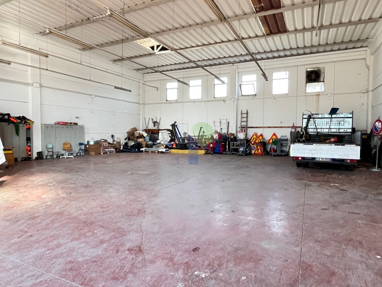 interno capannone - Commercial Premises Via Aurelia 76, Collesalvetti - photo 3