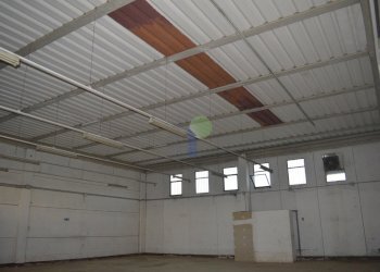 soffitto - Commercial Premises Via Aurelia 76, Collesalvetti - photo 12