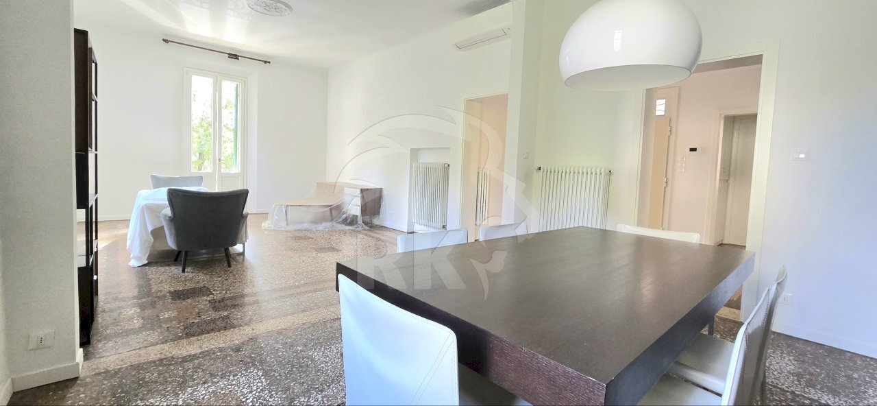 PENTALOCALE-IN AFFITTO-VIA GUINIZELLI - Appartamento Bologna - foto 3