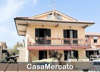 3.jpg - Appartamento Via della Pineta, Rocca Priora - foto 1