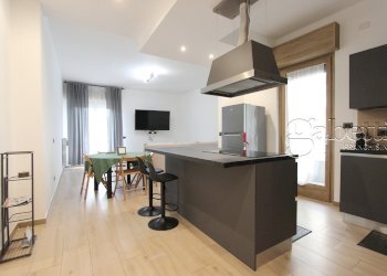 cucina - Trilocale Via Salvo D'Acquisto, Nerviano - foto 2