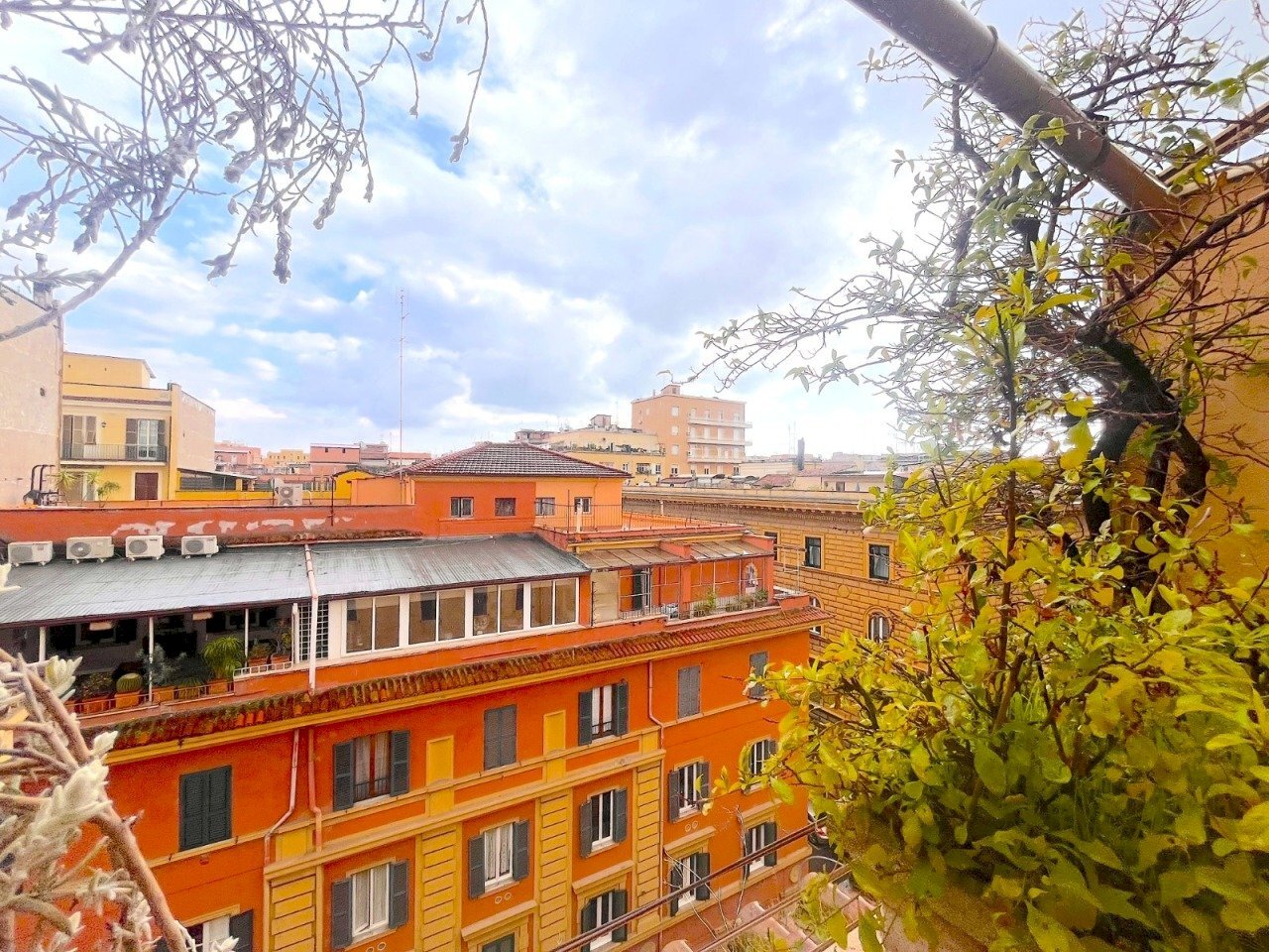 affaccio terrazza - Quadrilocale Piazza di S. Giovanni in Laterano, Roma - foto 2
