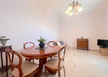 soggiorno - Quadrilocale Piazza di S. Giovanni in Laterano, Roma - foto 11