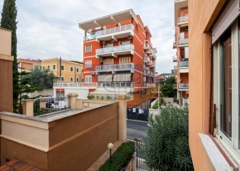 Vista - Trilocale Via Caterina Fieschi, Roma - foto 15