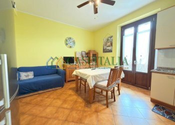 8.jpg - Quadrilocale Ivrea - foto 8