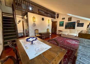 VENDITA COURMAYEUR - SOGGIORNO CON CAMINO E ZONA P - Appartamento Courmayeur - foto 5