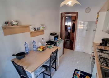 20250402_174028.jpg - Trilocale Strada Val Parma 228, Parma - foto 5