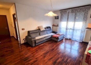 20250402_173951.jpg - Trilocale Strada Val Parma 228, Parma - foto 7