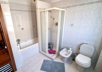 20250402_173929.jpg - Trilocale Strada Val Parma 228, Parma - foto 17