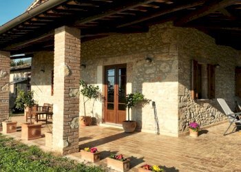 portico (2).jpg - Casale Via Madonna del Piano 2, Montecchio - photo 5