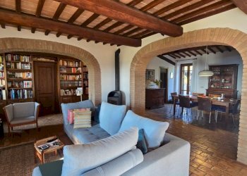 zona giorno (7).jpg - Casale Via Madonna del Piano 2, Montecchio - photo 7