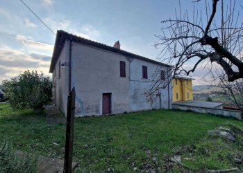 IMG-20260227-WA0030.jpg - Porzione di casa Via Roma, Avigliano Umbro - foto 3