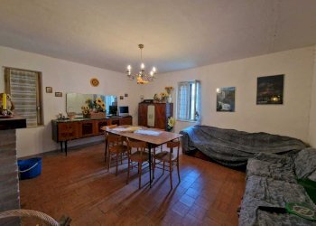 IMG-20260227-WA0068.jpg - Porzione di casa Via Roma, Avigliano Umbro - foto 29