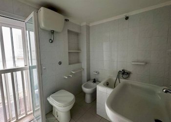 WhatsApp Image 2025-11-28 at 13.03.41 (7).jpeg - Quadrilocale Via Padre Serafino Tamborrino, Ostuni - foto 17