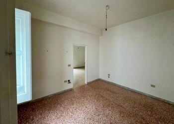 WhatsApp Image 2025-11-28 at 13.03.40 (2).jpeg - Quadrilocale Via Padre Serafino Tamborrino, Ostuni - foto 26