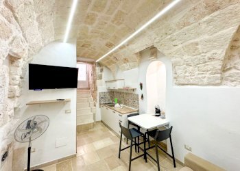 WhatsApp Image 2025-10-20 at 16.44.32 (3).jpg - Casa indipendente VIA CATTEDRALE  6, Ostuni - foto 27