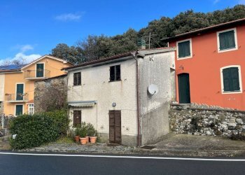 WhatsApp Image 2026-02-23 at 15.30.59.jpeg - Bilocale Strada Statale 1 7, Deiva Marina - foto 1