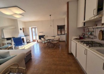 WhatsApp Image 2026-03-09 at 15.50.44.jpeg - Bilocale Strada Statale 1 7, Deiva Marina - foto 7