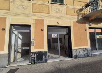 WhatsApp Image 2026-03-06 at 10.04.30 (2).jpeg - Locale Commerciale Via Nazionale 183, Sestri Levante - foto 2