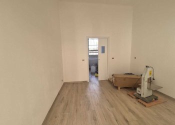 WhatsApp Image 2026-03-06 at 10.04.30 (4).jpeg - Locale Commerciale Via Nazionale 183, Sestri Levante - foto 4