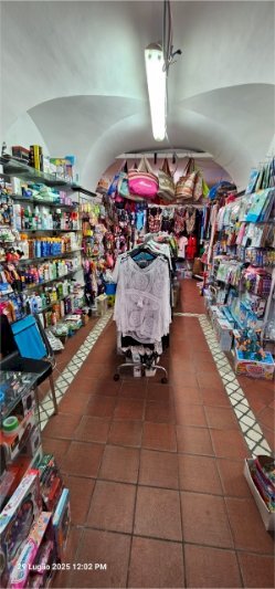 20250729_120252.jpg - Locale Commerciale Via Antonio Gramsci 37, Alassio - foto 3