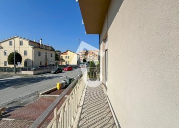 AD8495D9-F0F4-45E1-874D-4487A5E30365.jpeg - Appartamento Jesi - foto 3