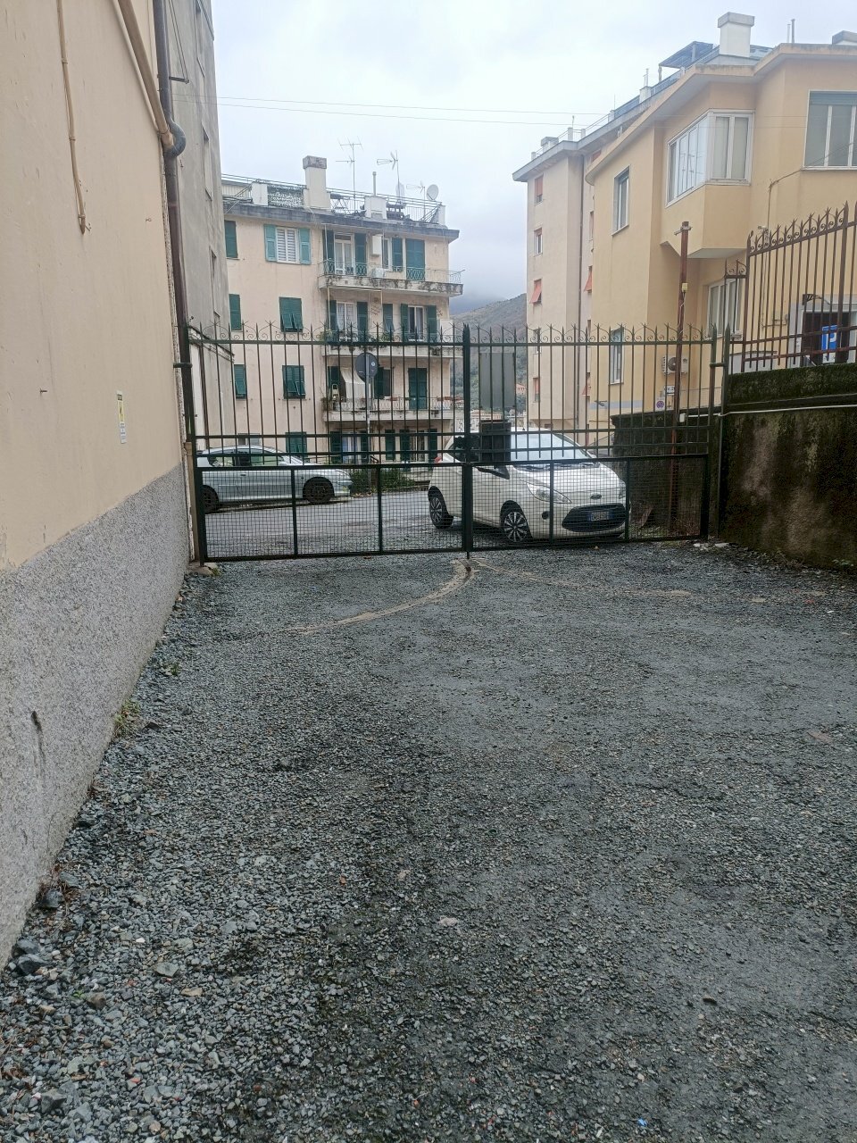 IMG20250109114220.jpg - Shed Via Terpi 45 R, Genova (neighborhood Molassana) - photo 3