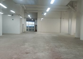 IMG20250109114306.jpg - Shed Via Terpi 45 R, Genova (neighborhood Molassana) - photo 8