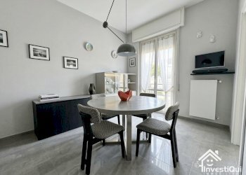 SOGGIORNO RISTRUTTURATO - Trilocale Via Michelangelo 18, Borghetto Santo Spirito - foto 5