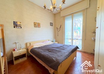 CAMERA MATRIMONIALE - Trilocale Via Michelangelo 18, Borghetto Santo Spirito - foto 17