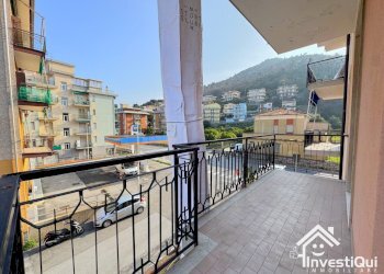 CAMERA MATRIMONIALE - Trilocale Via Michelangelo 18, Borghetto Santo Spirito - foto 25