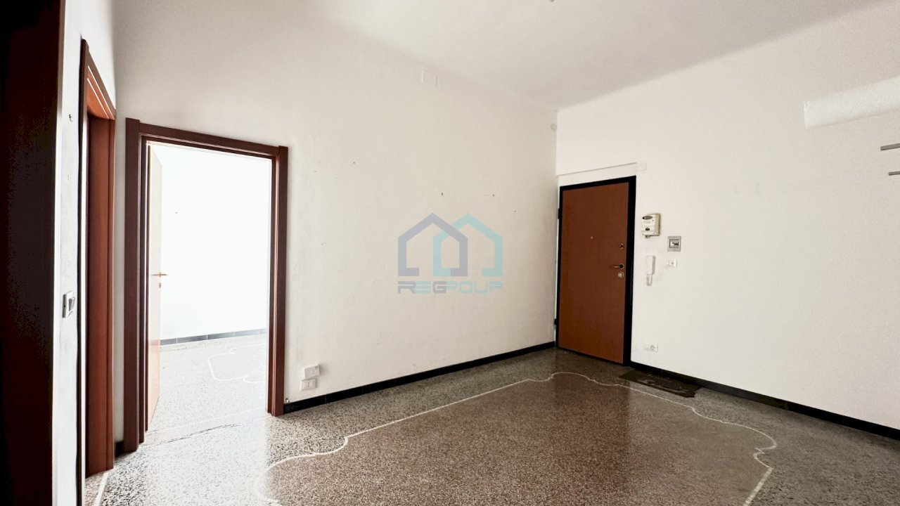 INGRESSO - Quadrilocale Via Nicola Bartoli 4, Savona - foto 1