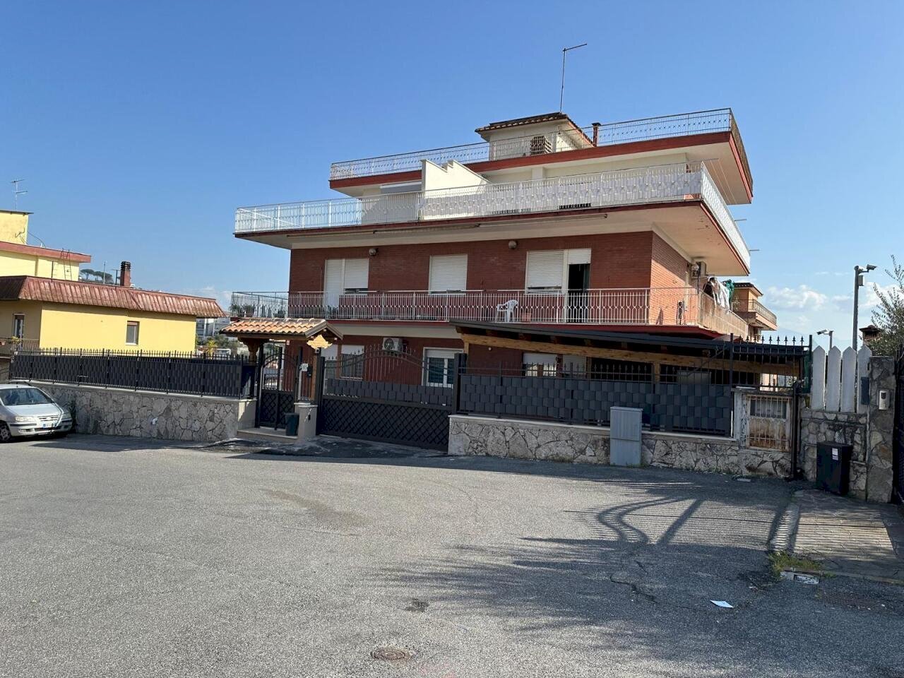 WhatsApp Image 2026-03-10 at 10.31.21 AM (3).jpeg - Apartment Via Marche 83, Fonte Nuova - photo 1