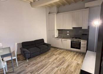 PHOTO-2026-01-07-17-56-141.jpg - Bilocale Piazza Acciaiuoli, Firenze - foto 7