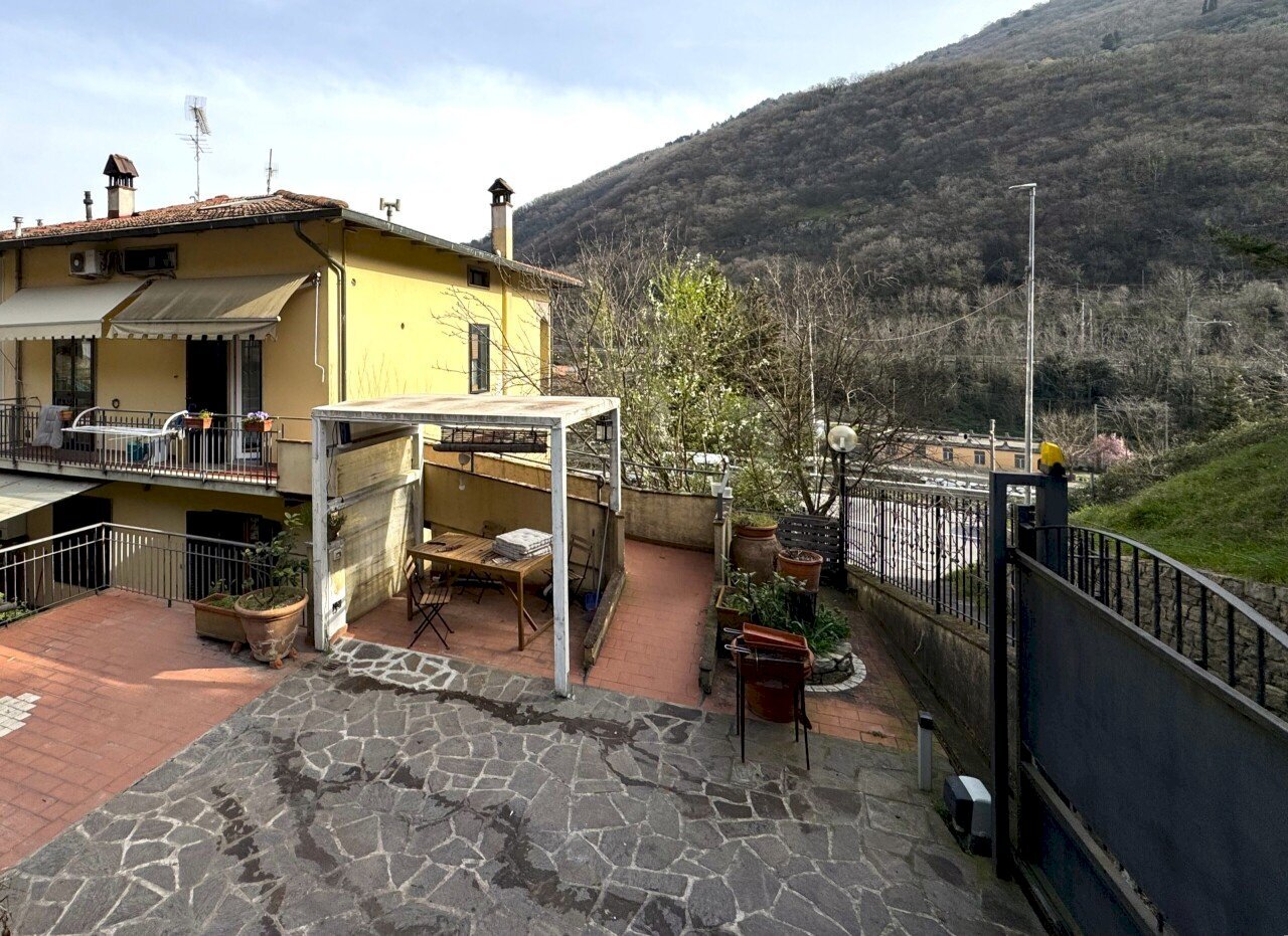 giardino - Villa Via Toscano Magazzini, Prato - foto 2